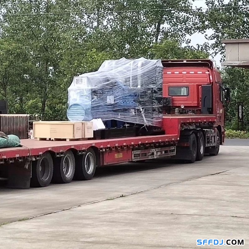 遼寧客戶(hù)淮柴1000KW博杜安柴油發(fā)電機(jī)組于昨日發(fā)貨！